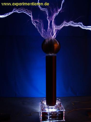  Bildname: a_Tesla01.jpg 
 Breite: 612 Pixel 
 Höhe: 816 Pixel 
 Grösse: 143 kB 